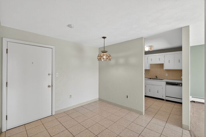 Property Photo:  5 Washington St D4  MA 01867 