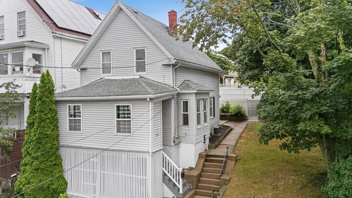 Property Photo:  91 Oakwood Avenue  MA 01902 