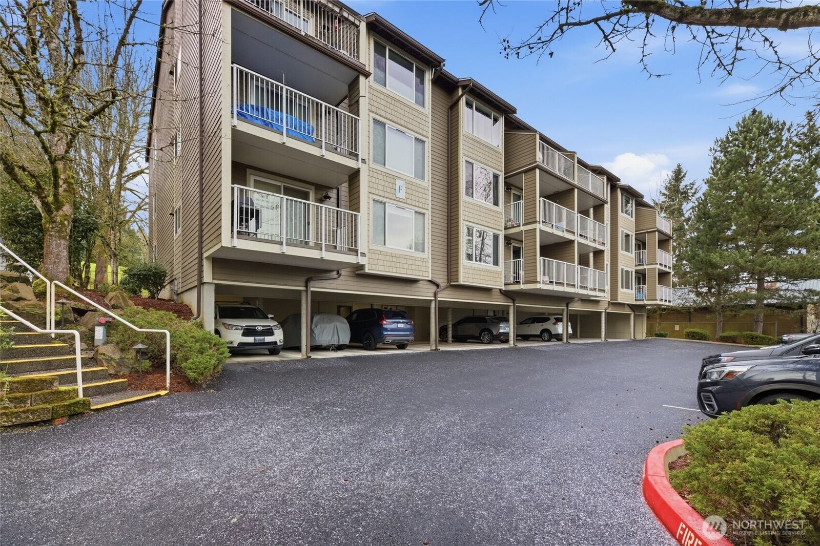 Property Photo: 210 Mt Park Boulevard SW F301 WA 98027