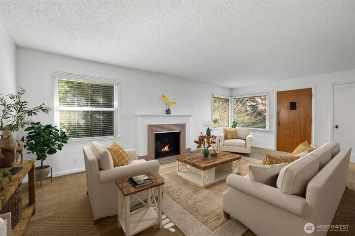 Property Photo:  3050  52nd Avenue SW  WA 98116 