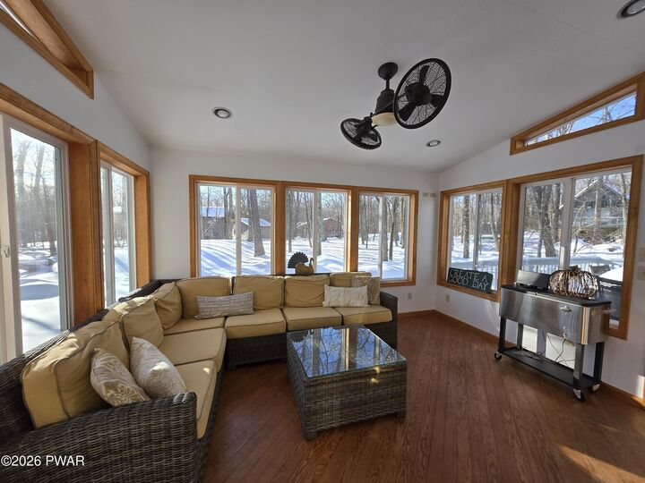 Property Photo:  102 Longspur Lane  PA 18428 