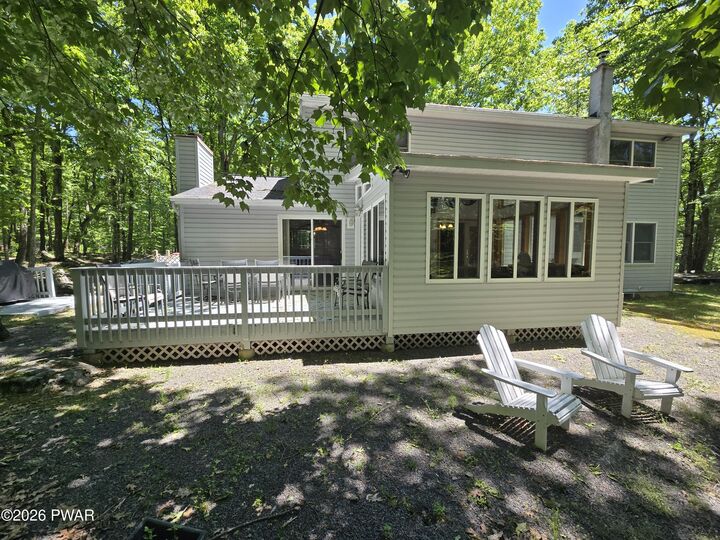 Property Photo:  102 Longspur Lane  PA 18428 