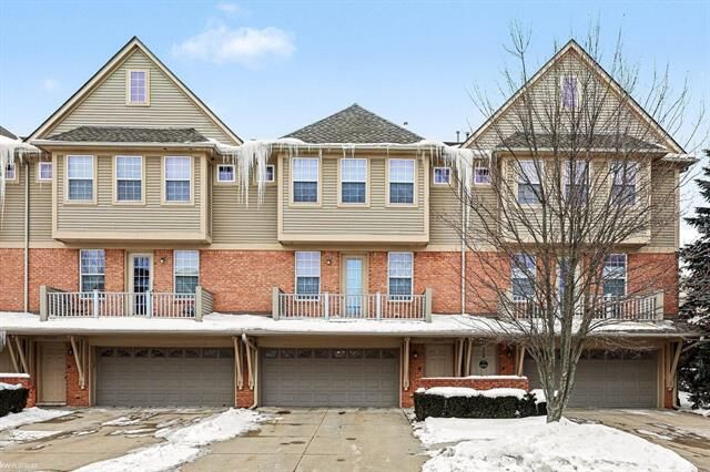Property Photo:  56659 Long Island Drive  MI 48316 