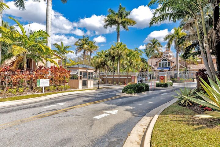 Property Photo:  15680 SW 106th Ln 815  FL 33196 