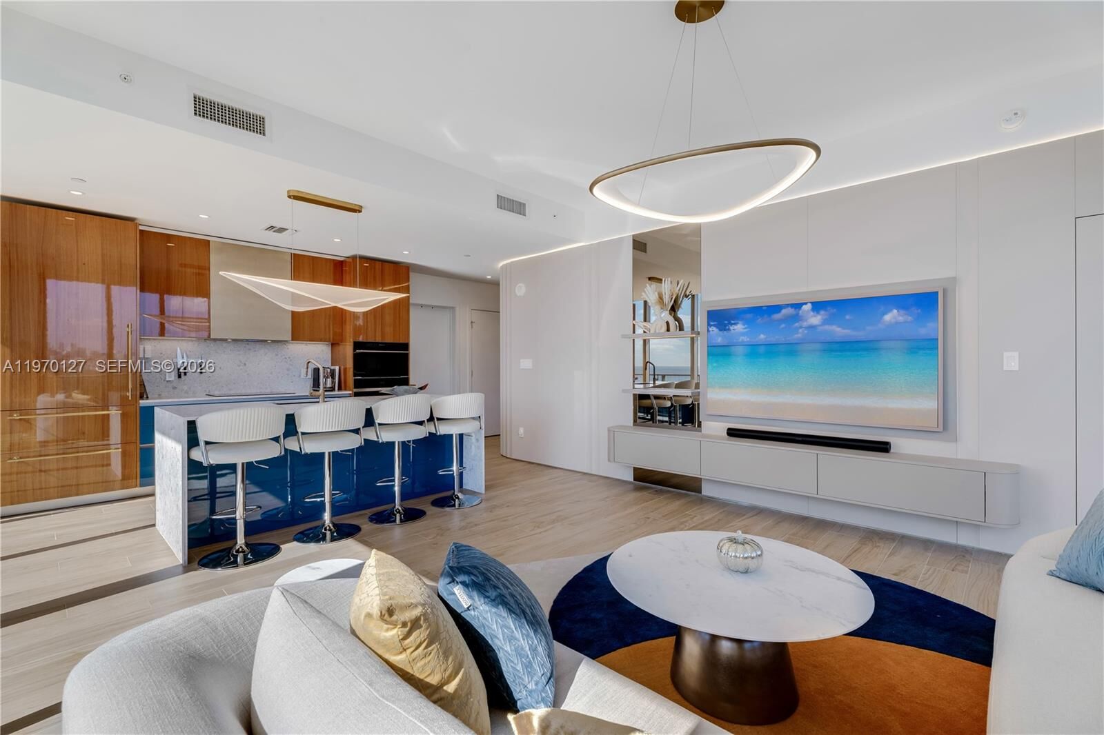 Property Photo:  2678 Tigertail Ave 1410  FL 33133 