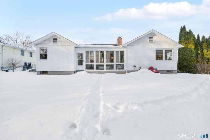 Property Photo:  153 Brewster Road  CT 06117 