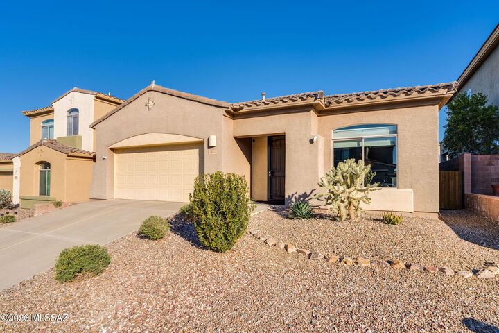 Property Photo:  10043 E Denver Hill Drive  AZ 85748 