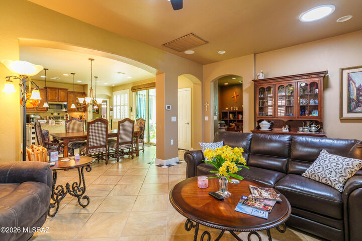 Property Photo:  10253 S Black Surrey Drive  AZ 85641 