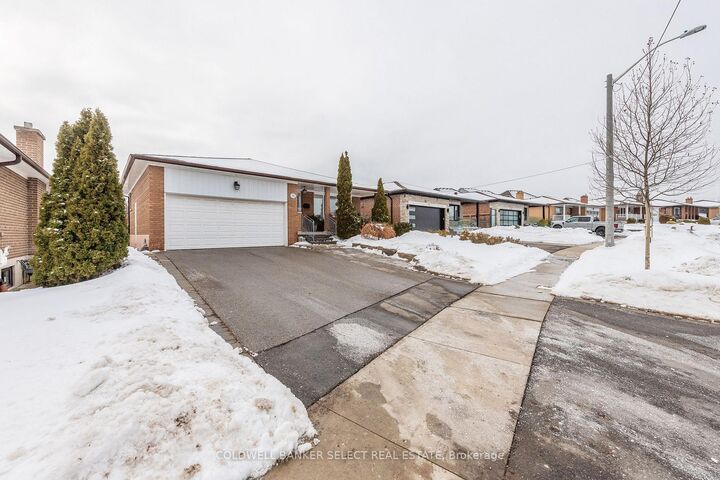 Property Photo:  72 Mayall Avenue  ON M3L 1E8 