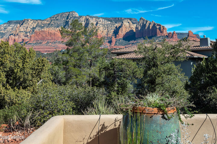 Property Photo:  45 Kashmir Road  AZ 86336 