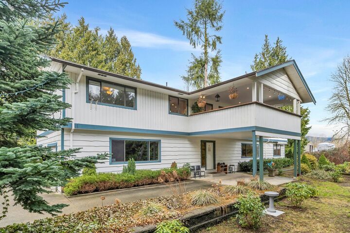 Property Photo: 3775 Lincoln Avenue BC V3E 3H8