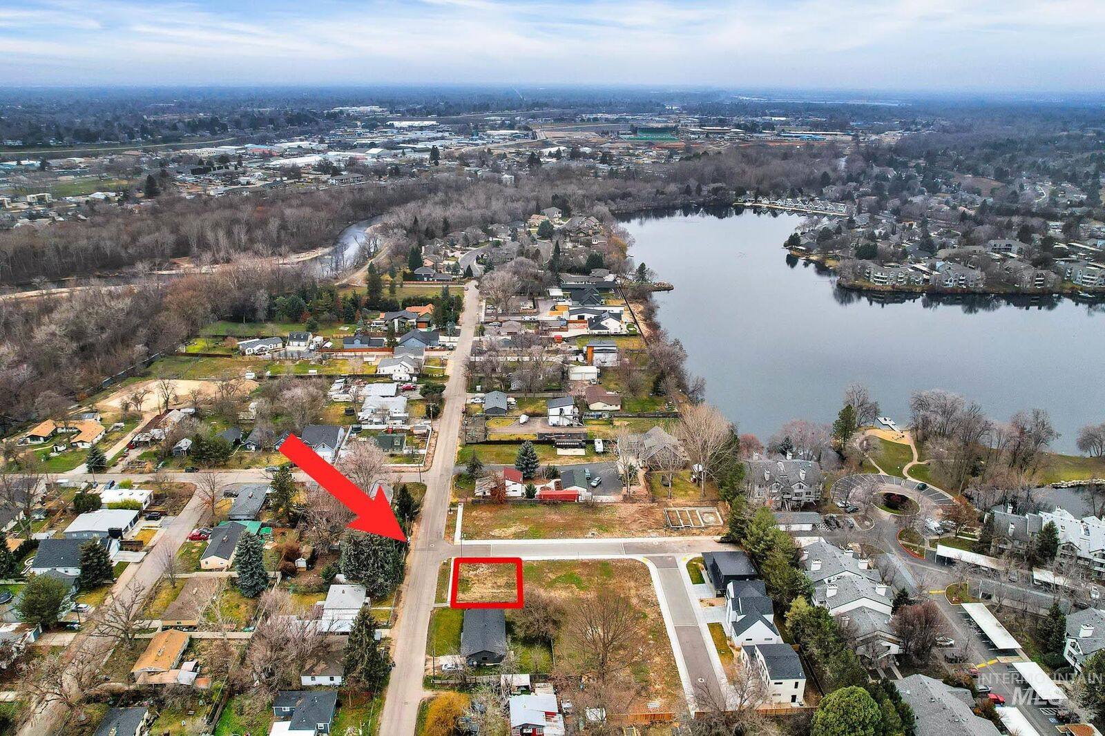 Property Photo:  3002 N Water Run Ln  ID 83703 