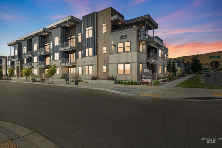 Property Photo: 4340 E Haystack St 204 ID 83716