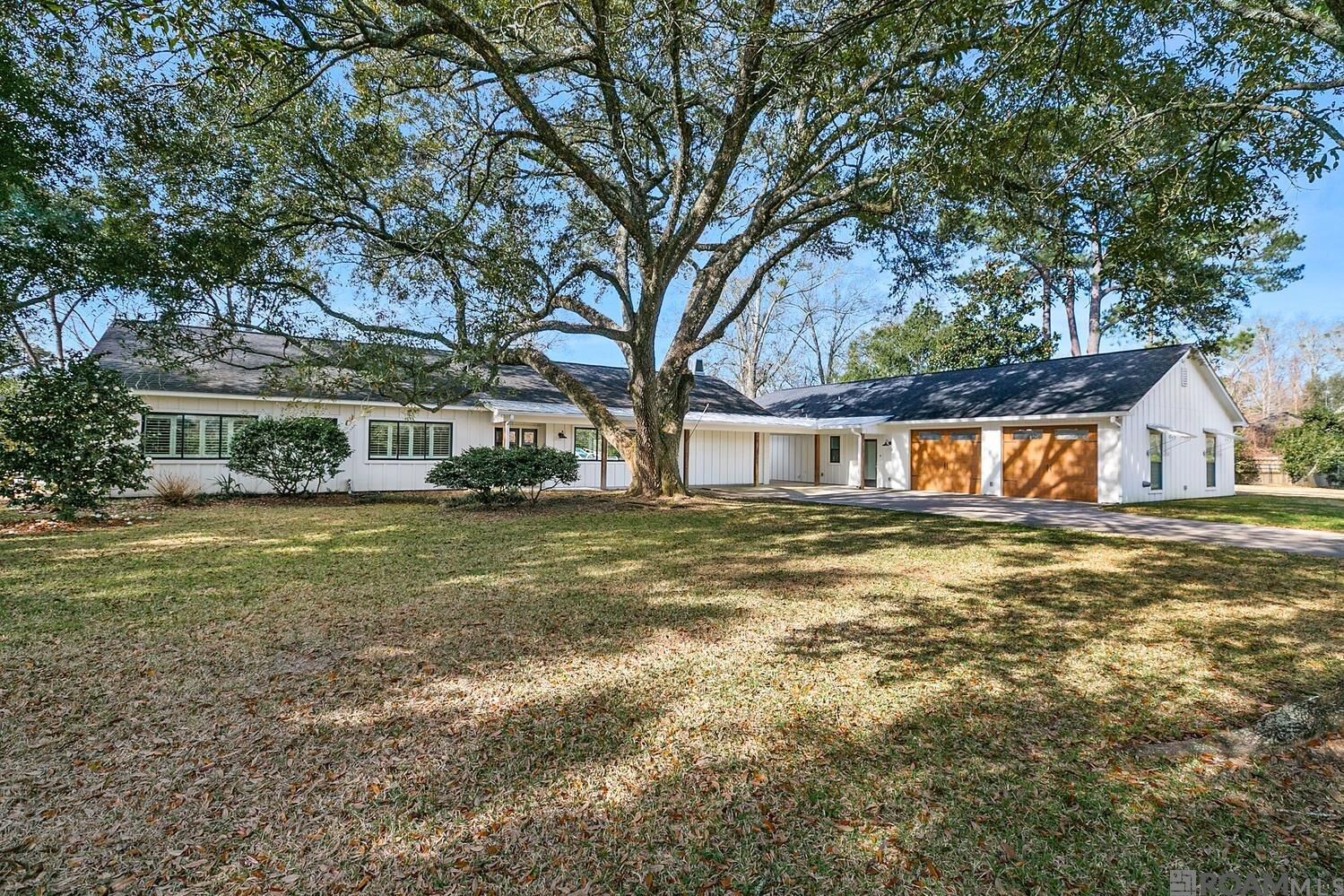 Property Photo:  16250 Philip Hickey Dr  LA 70810 