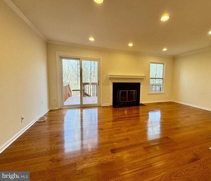 Property Photo:  6291 Kerrydale Drive  VA 22152 