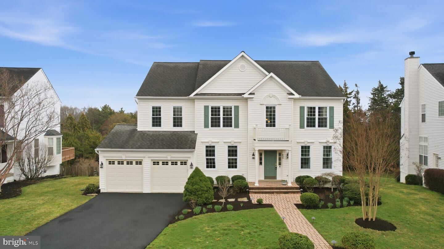 Property Photo:  839 Santmyer Drive SE  VA 20175 