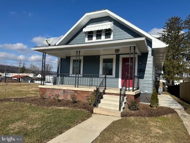 Property Photo:  451 S Grand Street  PA 17044 