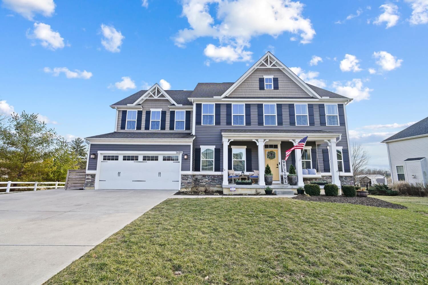 Property Photo: 1489 Pine Bluffs Way OH 45150