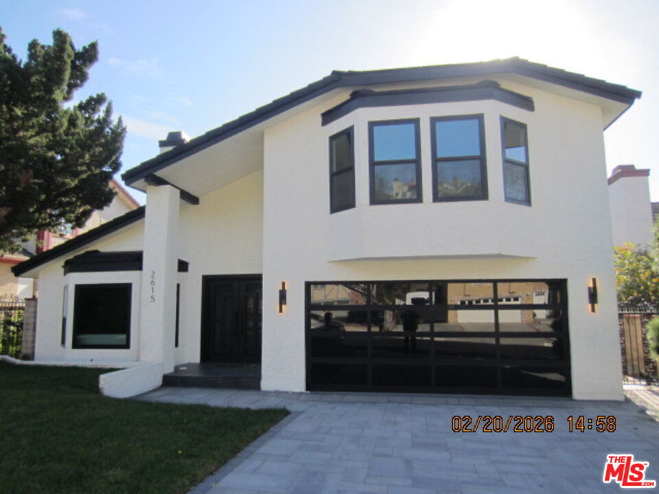 Property Photo:  2615 Woodstock Ln  CA 91504 