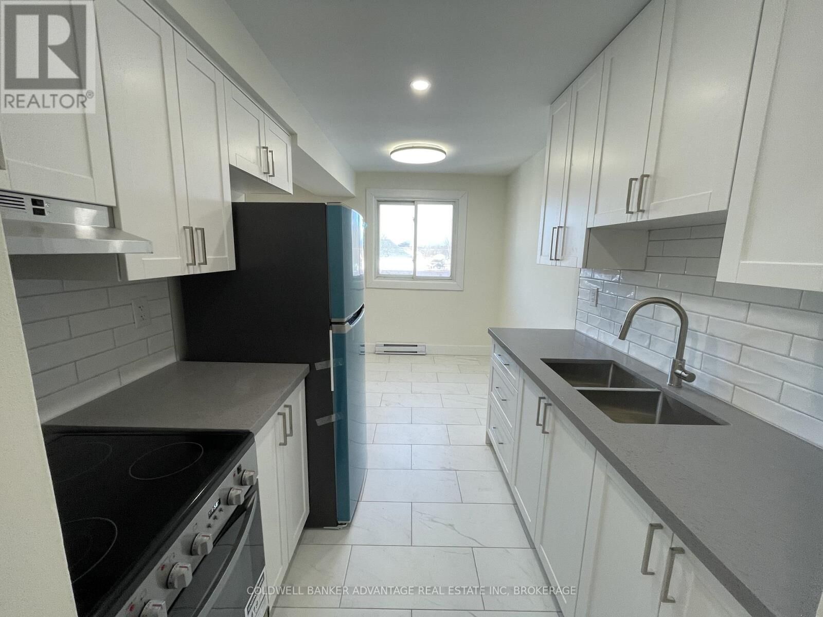 Property Photo:  136 Wilton Avenue 6  ON L3C 2A4 
