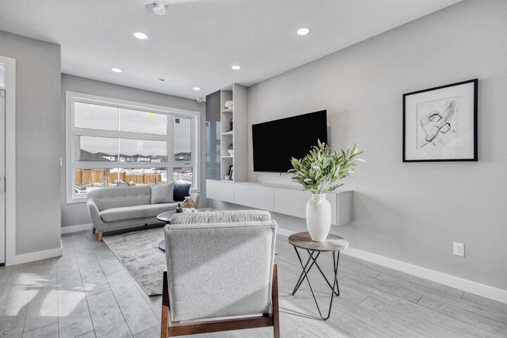 Property Photo:  84 Bear Creek Bay  MB R3Y 2H9 