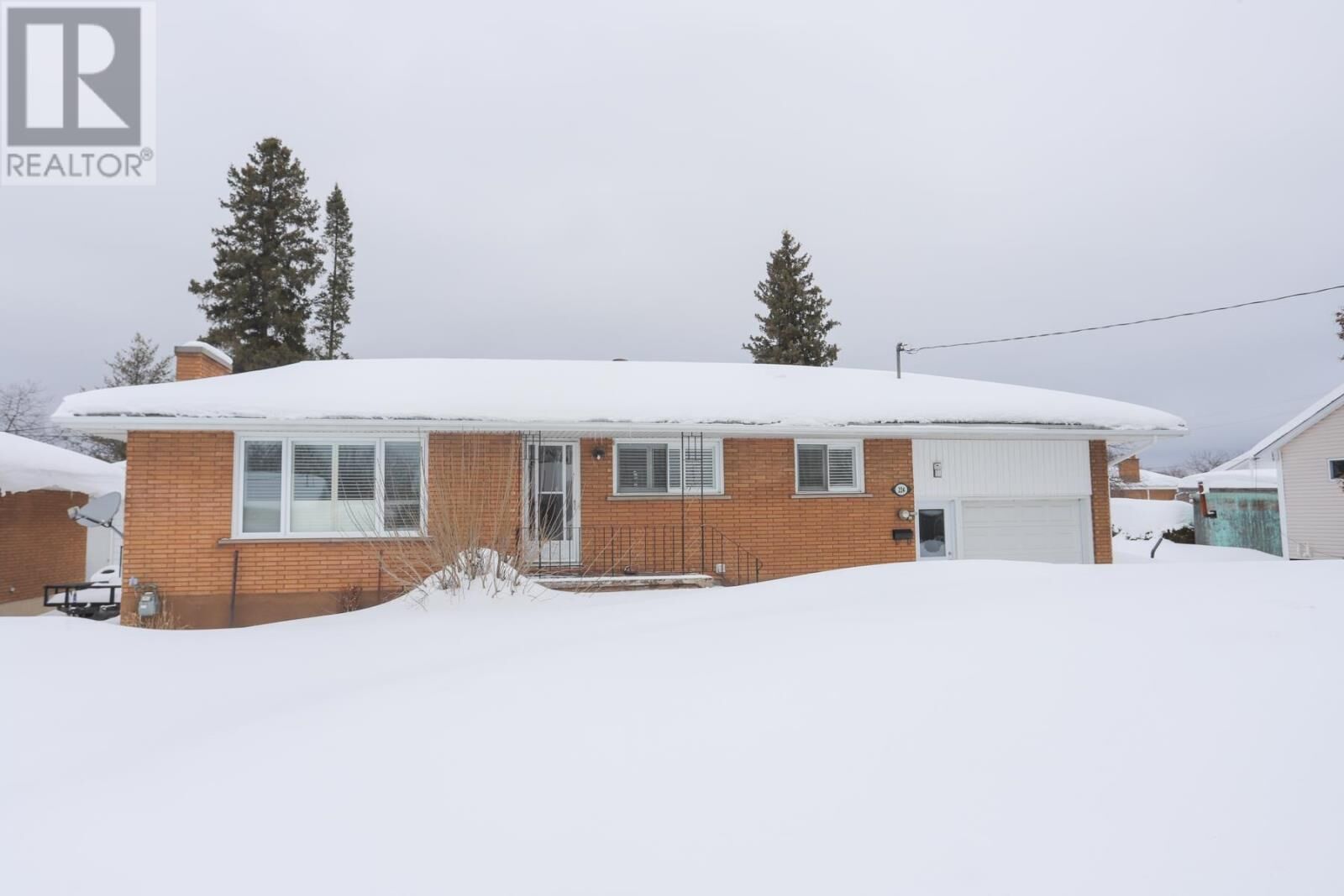 Photo de la propriété:  224 Doncaster Rd  ON P6C 2T6 