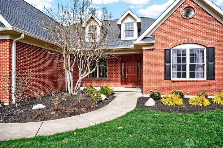 Property Photo:  1646 Fairway Crest  OH 45140 