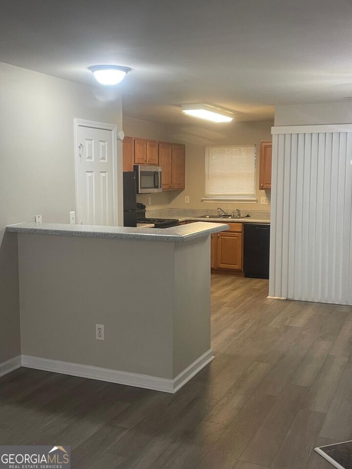 Property Photo: 1736 Devon Drive SW GA 30311