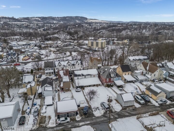Property Photo:  253 Washington St  NJ 08865 
