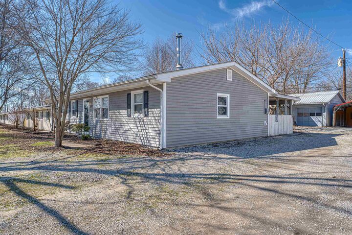 Property Photo: 2127 Old Madisonville Road KY 42420