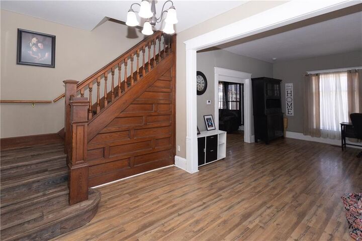 Photo de la propriété:  614 W Oak Street  KS 66720 