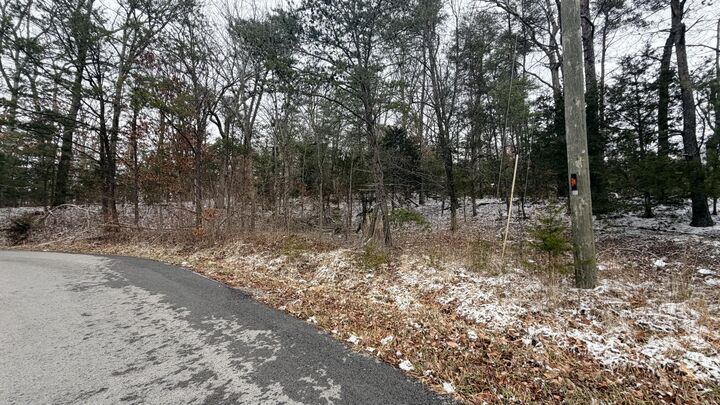 Property Photo:  537 Apache Drive  KY 40461 