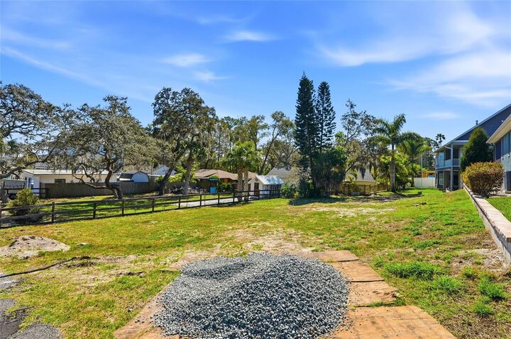 Property Photo: 1604 Butler Court FL 34689