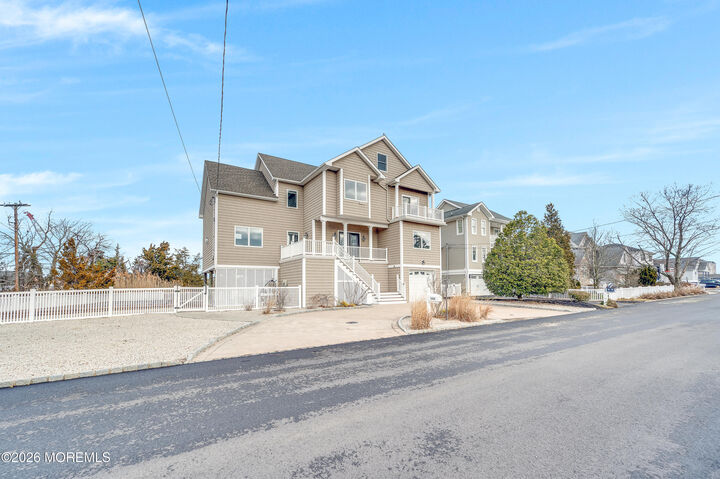 Property Photo:  1828 Cable Drive  NJ 08753 