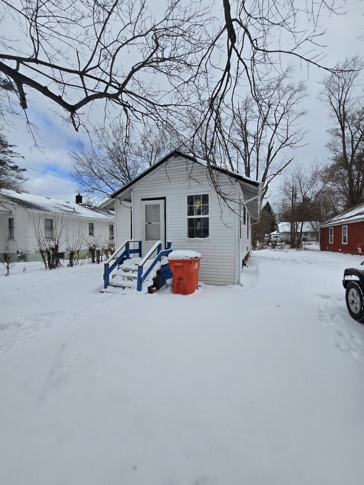 Property Photo:  831 La Salle Street  MI 49022 