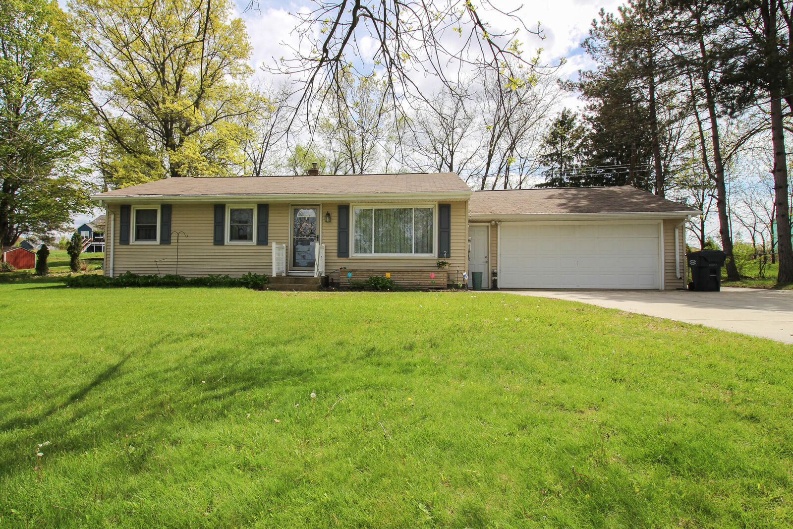 Property Photo:  8077 W Q Avenue  MI 49009 