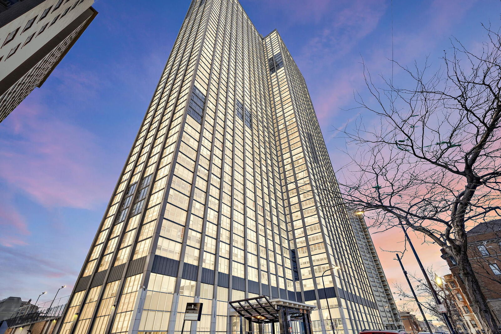 Property Photo: 655 W Irving Park Road 4805 IL 60613