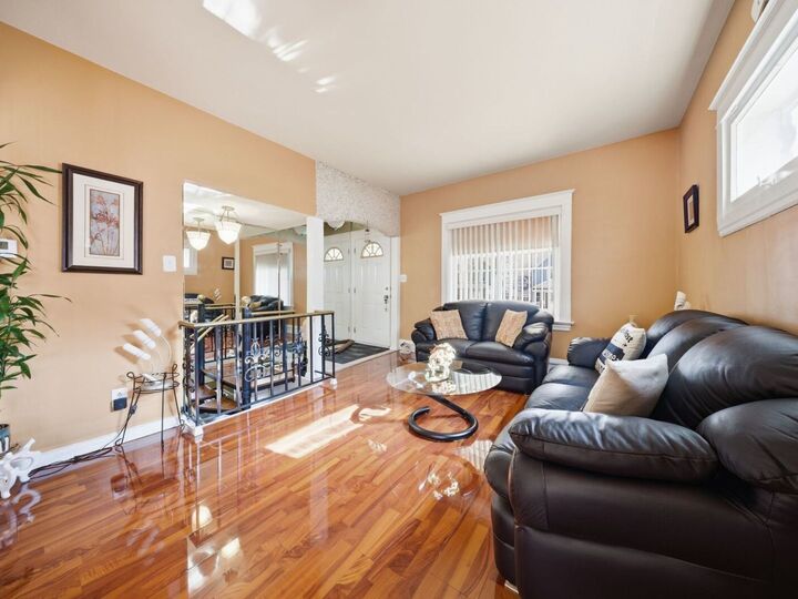 Property Photo:  606 N 8th Avenue  IL 60153 