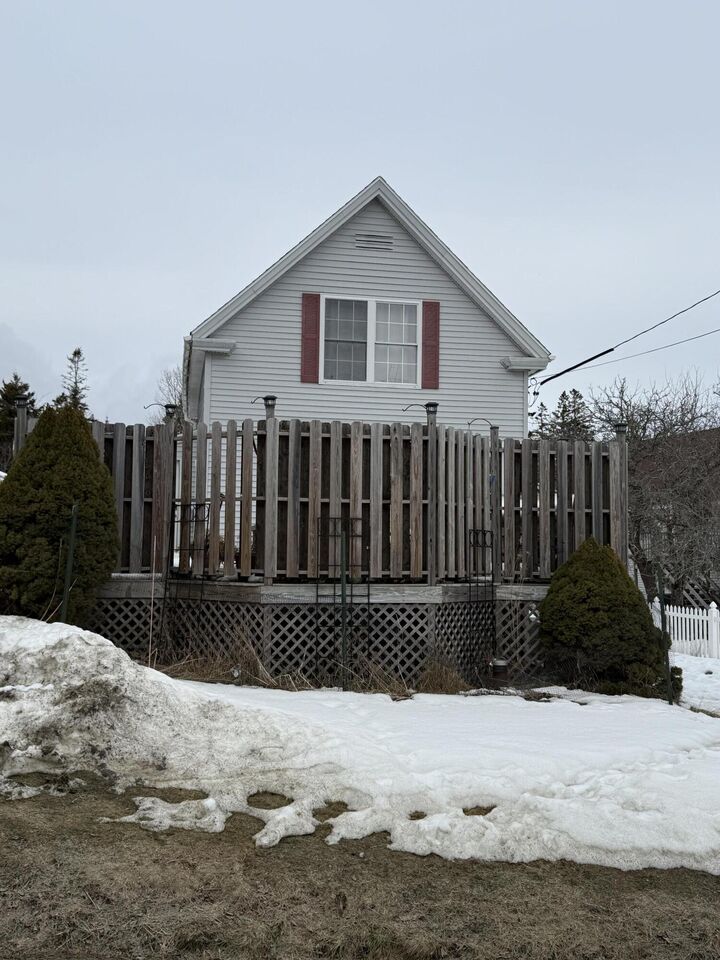 Property Photo:  20 Tea Hill Road  ME 04681 