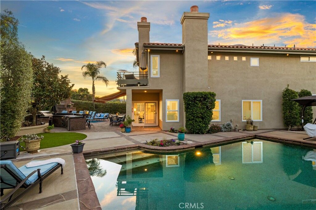 Property Photo: 21 Bernay CA 92677