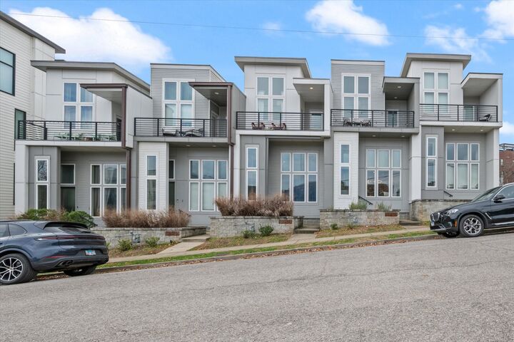 Property Photo:  405 Avoca St 4  TN 37203 