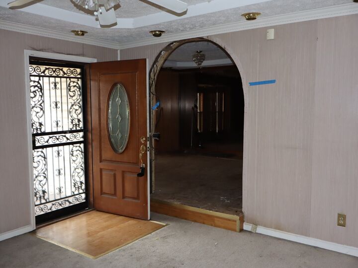 Property Photo: 900 Morrison St TN 37208