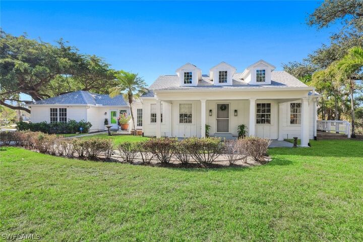 Property Photo:  1321 Donna Drive  FL 33919 