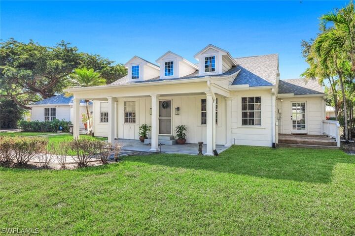 Property Photo:  1321 Donna Drive  FL 33919 