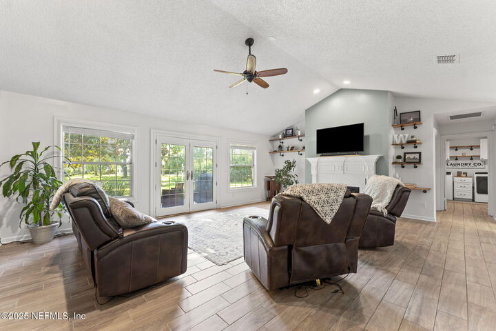 Property Photo:  1565 Royal Fern Lane  FL 32003 