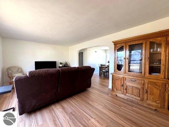 Property Photo:  214 Grafton Avenue  MI 48801 