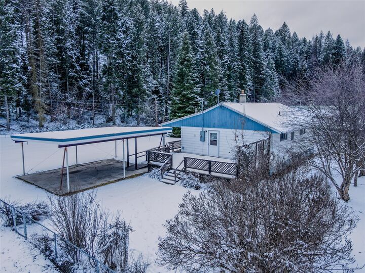 Property Photo:  1507 Custer Avenue  MT 59923 