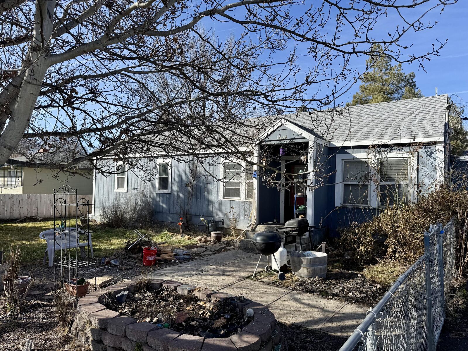 Property Photo:  1604 Etna Street  OR 97603 