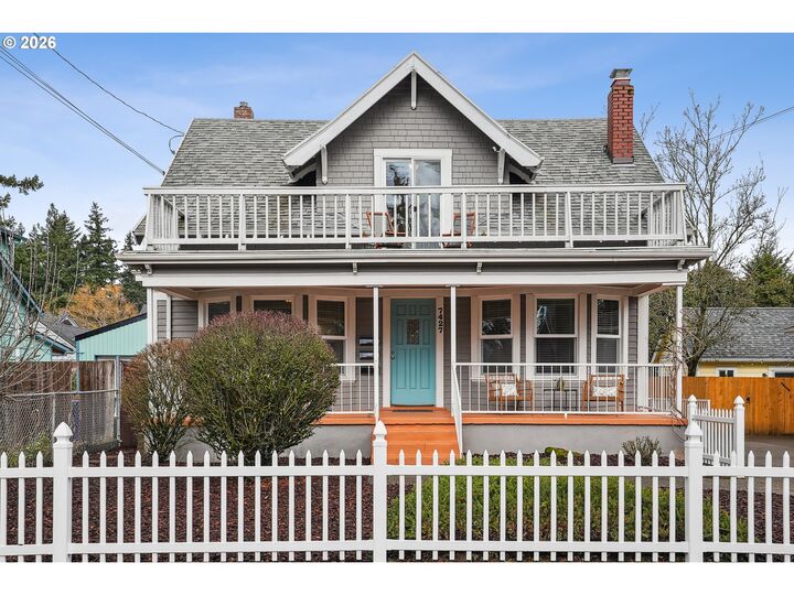 Property Photo: 7427 SE Woodstock Blvd OR 97206