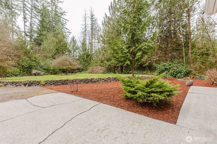 Property Photo: 16326 SE Auburn-Black Diamond Road WA 98092